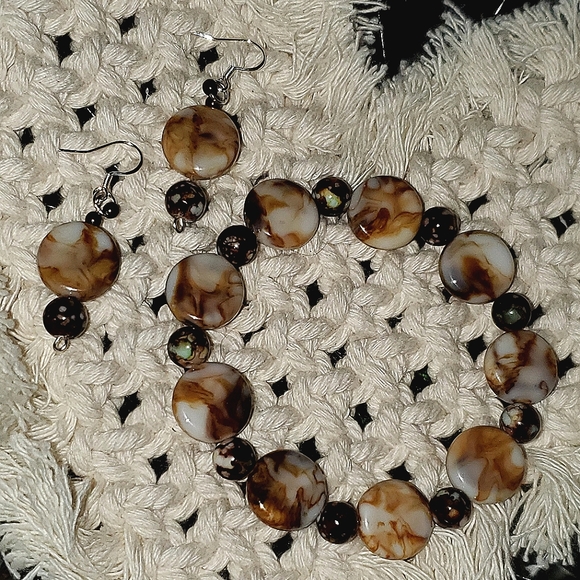 Oblate-shape imitation 15mm stone bracelet & earrings set handmade. - Picture 2 of 7